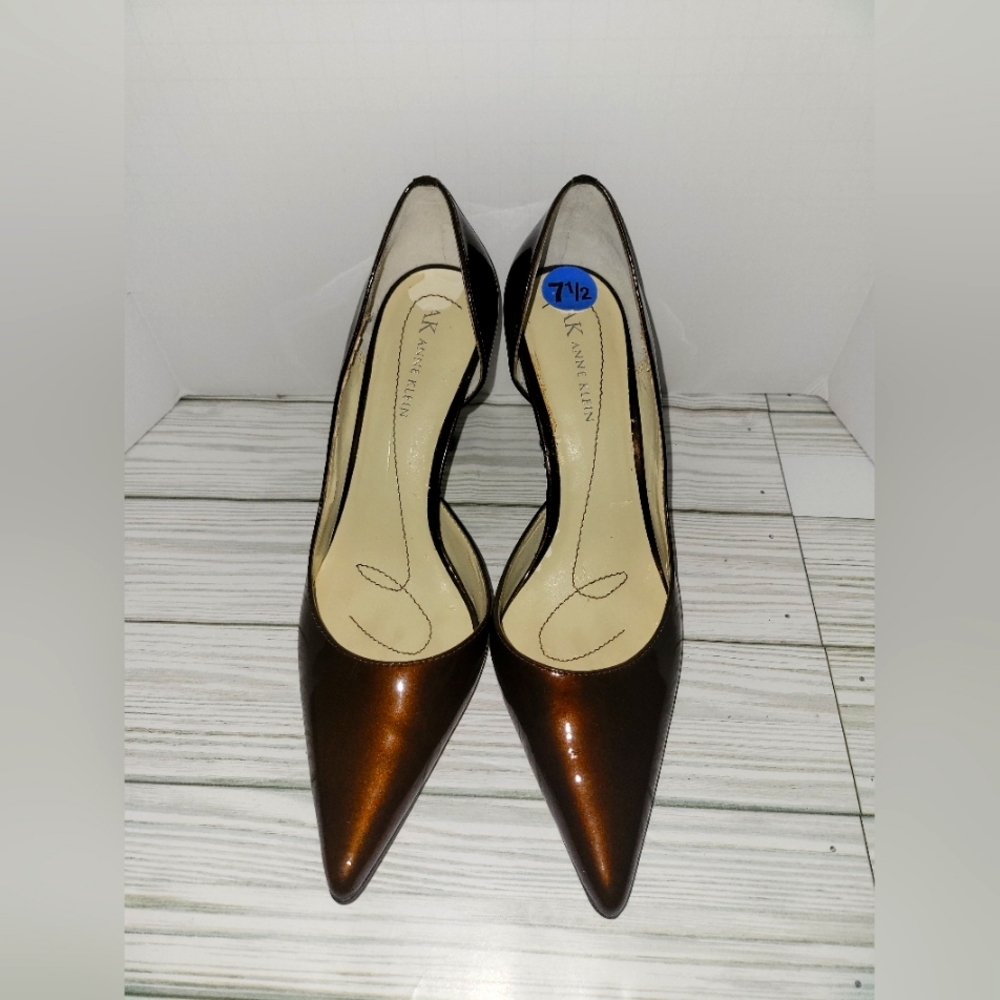 Anne Klein Heels  7 1/2